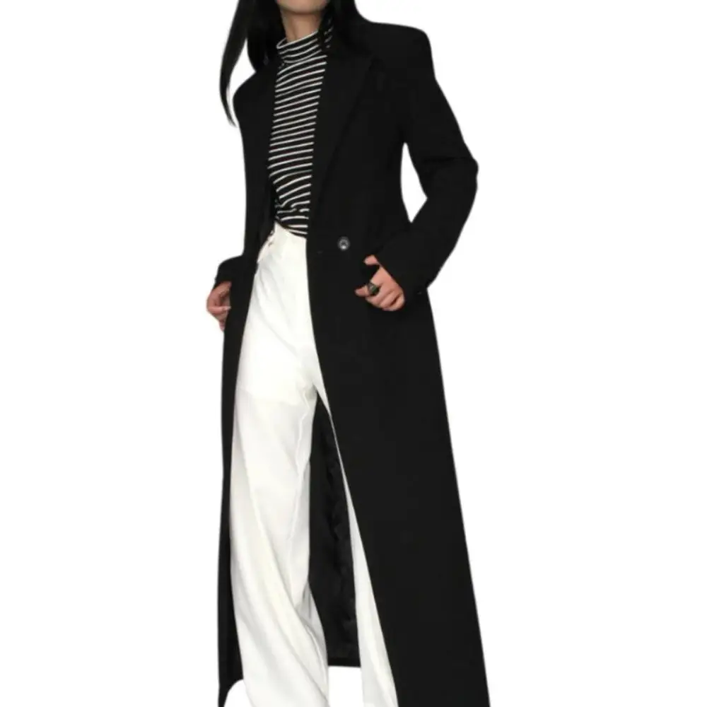 Ash in Black Wool — photo 2